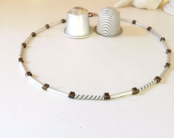 zarte Recycling Halskette aus Kaffeekapsel, silber Kette mit kupfer Würfelperlen edel, Recycling Nespresso Schmuck nachhaltig