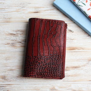Carteira de couro Borgonha para planejador / Carteira de couro para caderno de viagem / Carteira com zíper para Hobonichi Weeks A6 B6 A5