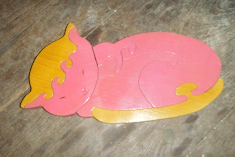 Woodcut PUZZLE cat image 1