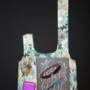 Bolsas con nudos florales azules, bolsa reversible para festivales en verde azulado, cartera reutilizable para el mercado