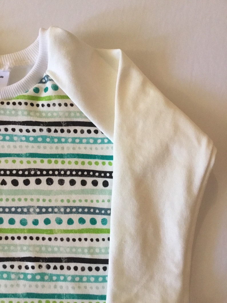 Boys raglan Organic childrens clothing Childrens raglan Graphic design Toddlers raglan Cotton jersey shirt Soft clothes