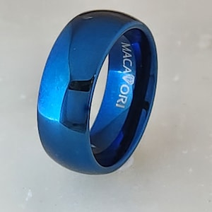 6mm or 8mm Tungsten blue plated men&#39;s / women&#39;s wedding band polished mirror finish rings by Macaiori. Comfort fit.