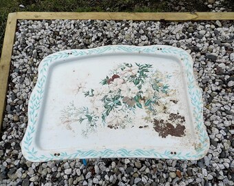 Vintage Metal Tray Set. Set of Two TV Trays. Two Metal Trays With