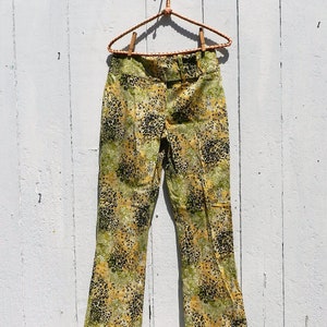 VINTAGE STYLE BELLBOTTOMS