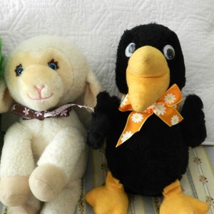 Choose From 2 DEL MONTE STUFFIES/Plush Advertising characters/Fluffy Lamb/Cocky Crow