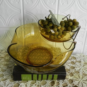 AMBER GLASS CHIP & Dip Bowl Set/Mid-Century