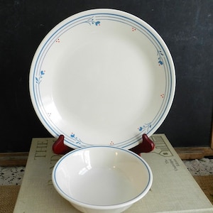 TWO 10&quot; CORELLE PLATES+ One Cereal Bowl/Country Violets