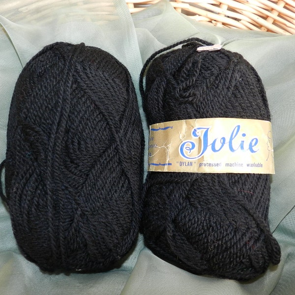 JOLIE "Dylan" /Pauline Denham/120 yds. Approx./50 grs./ R.N. 36,920/90% Wool/ 10 percent Rhovyl-Vinyon/Made in Belgium/ 2 Available/Sold Sep