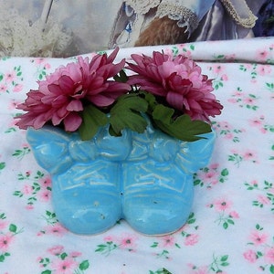 VINTAGE BOOTIE PLANTER/Vase