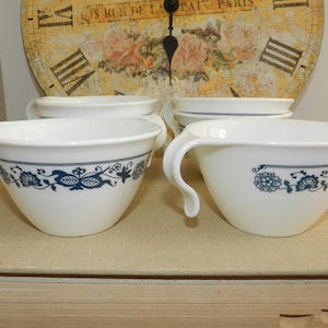 PRiCED INDiVIDUALLY-17 OLD TOWN Blue Onion CUPS Punch Hooks