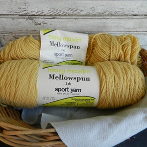 Hilo deportivo Mellowspun de 2 cabos/100% 0Rlon/Wintuk/4.4 oz. + 1.5 oz. de regalo/27 29313