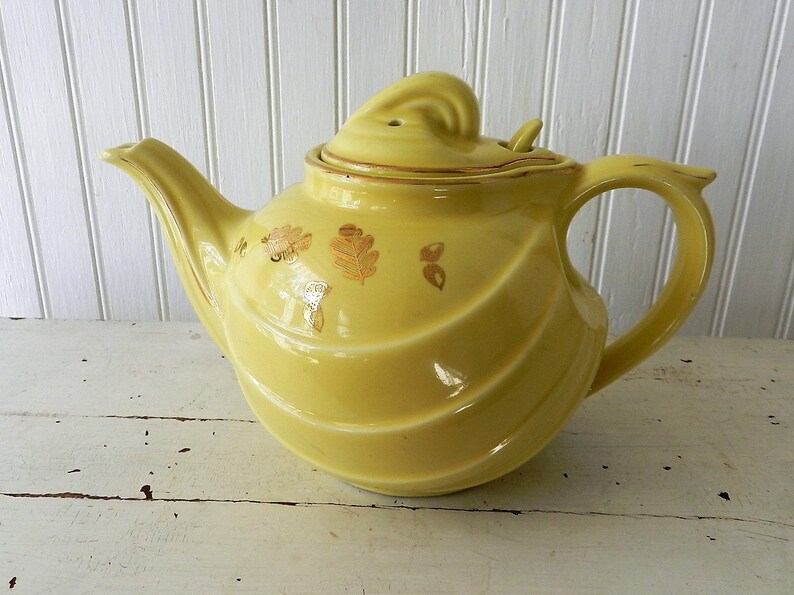 HALL TEAPOT 6 CUPS