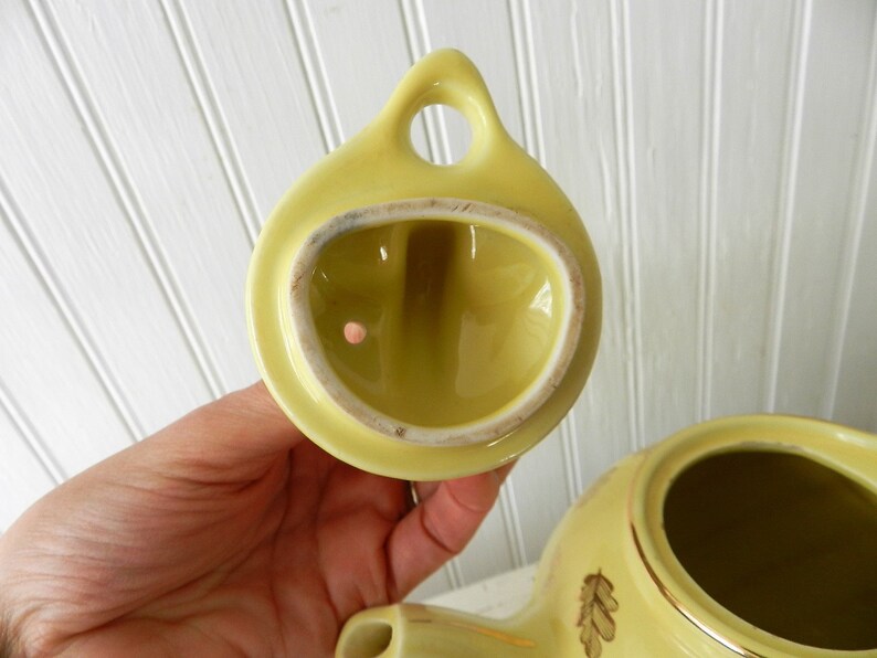 HALL TEAPOT 6 CUPS