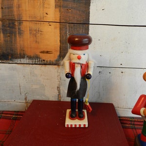 VINTAGE NUTCRACKER