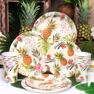 Hawaiian Luau Party Supplies, Hawaiian Tropical Decor, Cake Plates, Dinner Plates, and Paper Cups. Tiki Party and Baby Shower