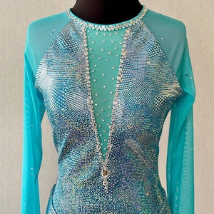 Girls Size 14 Turquoise Sparkly Skating Dress