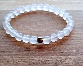 White Agate Stretch Bracelet: 8mm Gemstone Beads, Crown Chakra