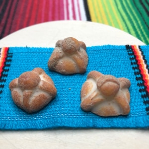 Miniature Mexican Food Pan de Muertos For Día de los Muertos Ofrenda Arts and Crafts - SOLD INDIVIDUALLY