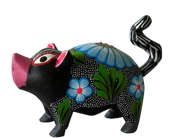 Pig Alebrije, Oaxaca Alebrije Wooden Hand Carved and Painted 4” Figurine