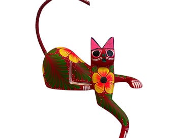 Cat Alebrije, Oaxaca Alebrije Wooden Hand Carved and Painted 5” Figurine