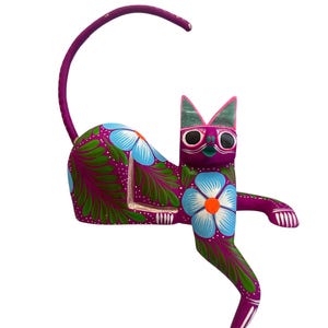 Cat Alebrije, Oaxaca Alebrije Wooden Hand Carved and Painted 5” Figurine