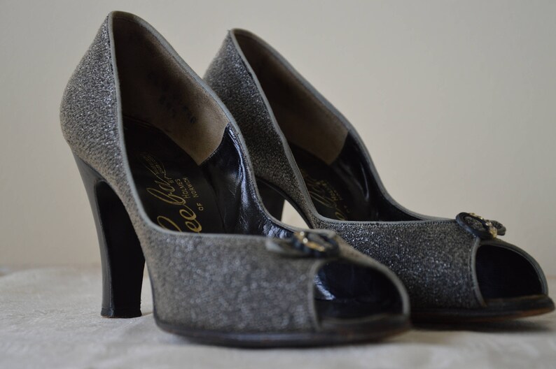 Silver Dollar shoes Vintage late 40's grey open toe heels 6 au image 7