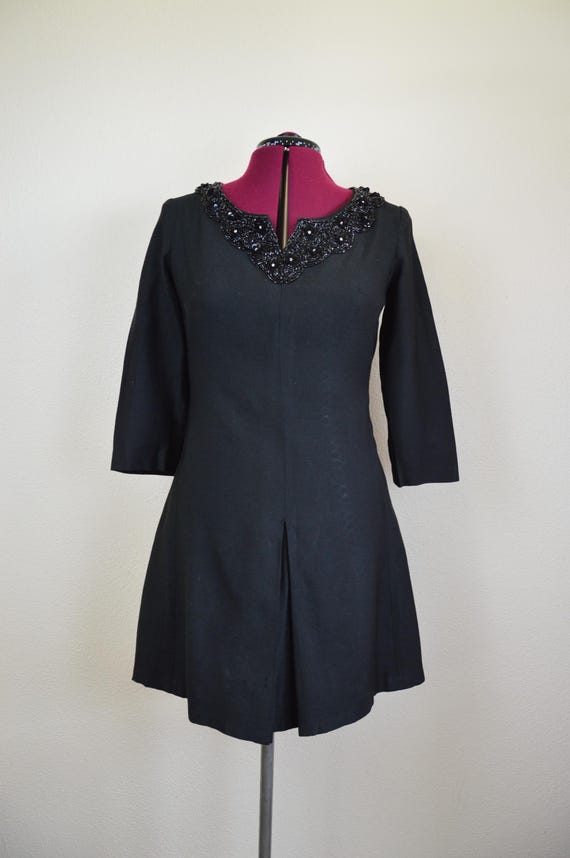 Vintage 1960's black mini dress // mod black beaded sequin wool dress // cocktail party formal // M