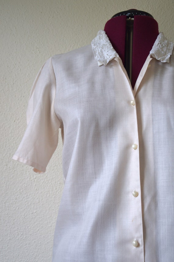 Vintage 1980's blouse // light pale pink puff sle… - image 3