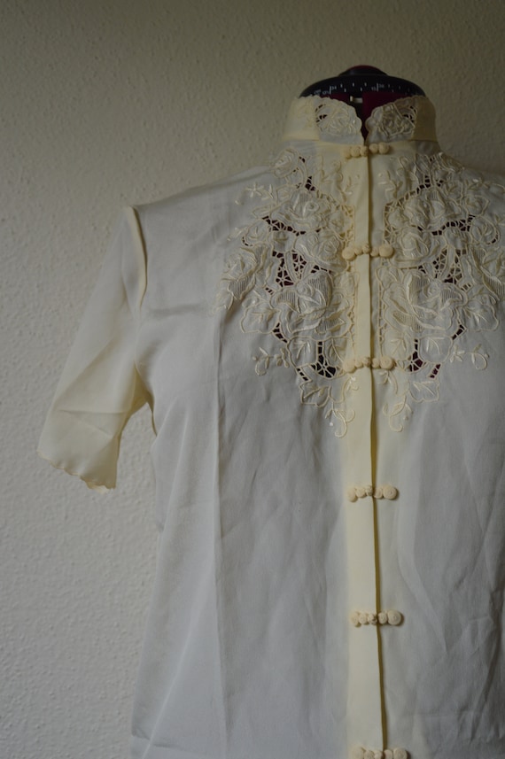 Vintage 1950's 60's cream silk blouse // Chinese silk… - Gem