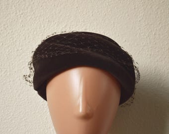 Vintage 1950s brown velvet net pill box hat // MID CENTURY true vintage classic timeless 1960s retro GIFT for her glamourous evening S M