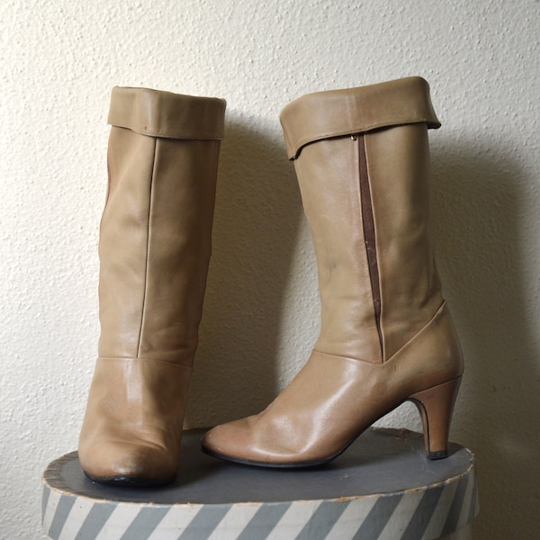 Vintage 1980's boots // beige tan cream leather SLOUCH boot // almond toe mid calf pull on boots // 6 6.5