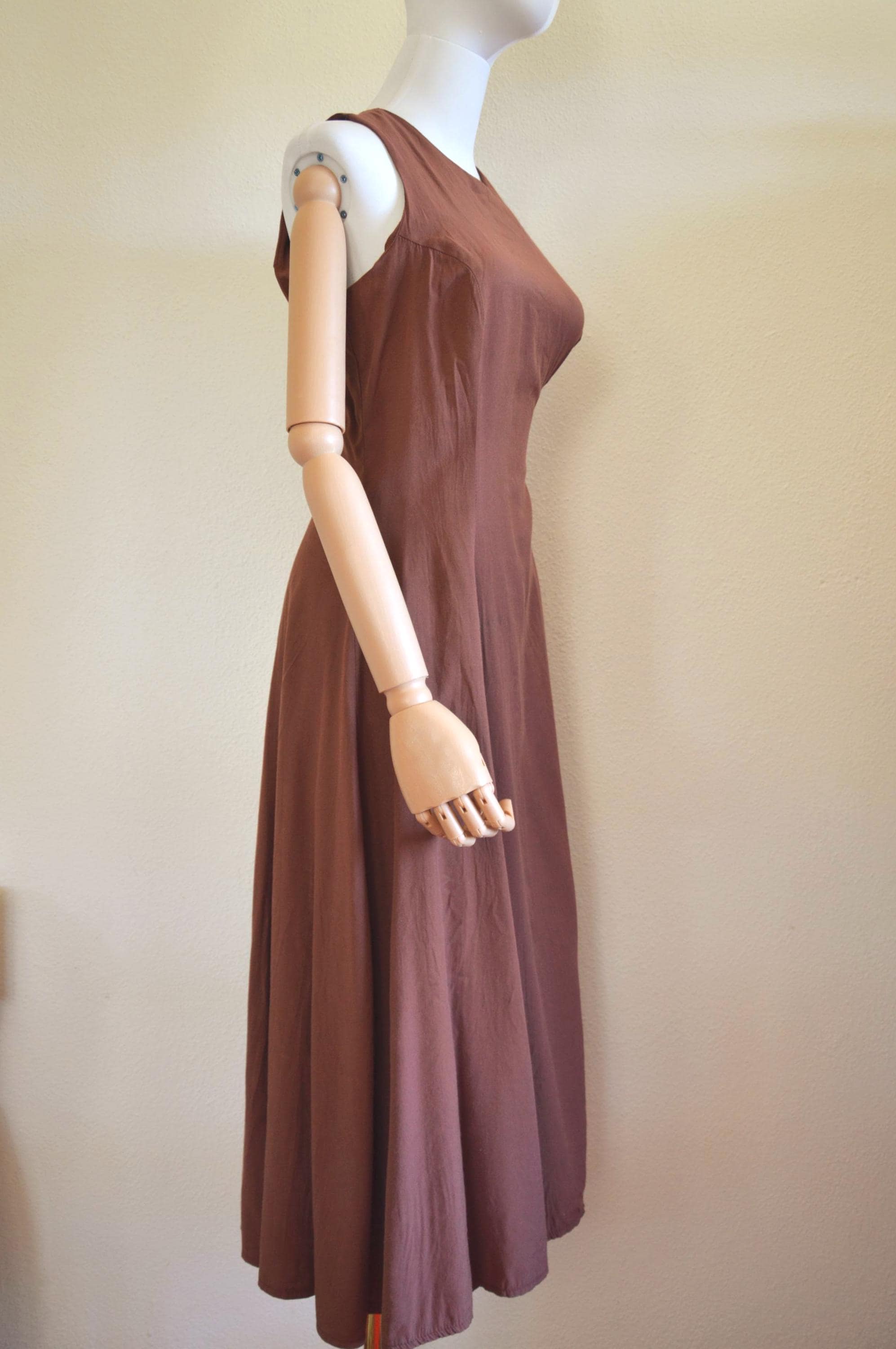 a line flutter sleeve dress Chiffon Boat Neck Floor Length Eva Fashion Style Size:Size 3T-4T Backless Long Sleeve Midi bridal