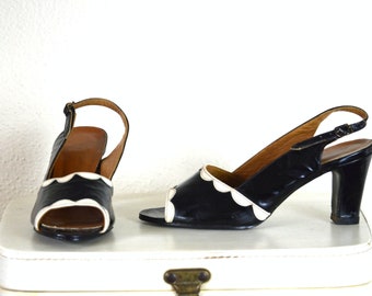 Vintage 1970's shoes // black cream white sandals // block heel slingback peep toe summer spring stylish cute 1960's patent leather unique 6