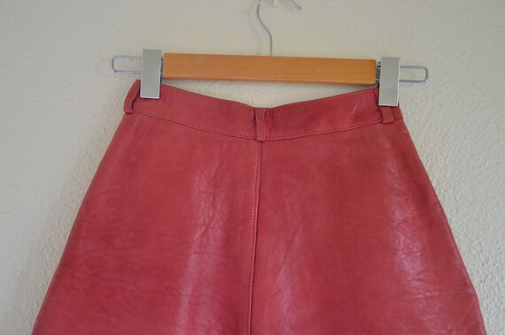 Vintage leather shorts // 80s red pink leather sh… - image 6