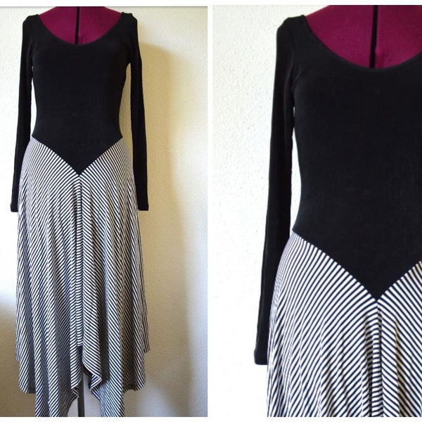 Vintage 2000's BETSY JOHNSON designer dress // black white stripe stretch jersey midi dress handkerchief hem // unique unusual // 10