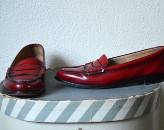 Vintage 1990's CHURCH's red penny loafers // 70s 40s GENDER NEUTRAL womens red oxblood burgundy black brogues boat shoes Designer luxury// 7