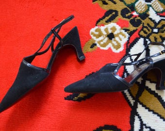 Scarpe con tacco a spillo e cinturino posteriore in pelle scamosciata nera degli anni '80 / scarpe classiche vintage anni '80, eleganti e chic francesi, con tacco medio, da indossare tutti i giorni in ufficio / 7