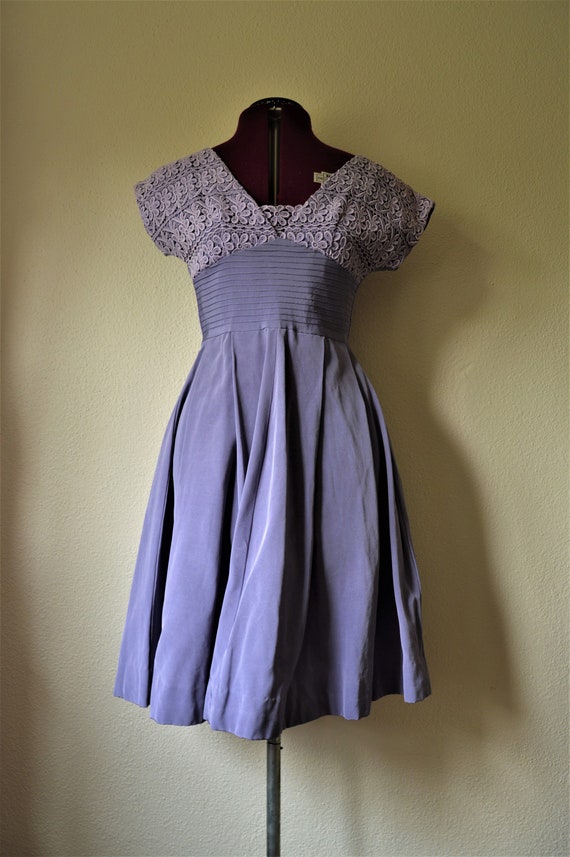 1950's lavender purple fit and flare dress croche… - image 1