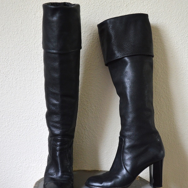 cuissardes en cuir noir vintage des années 2000//bottes classiques en cuir à bout rond et talons hauts Robert and Hall//7,5 38