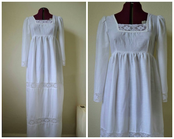 Vintage 70s white prairy dress maxi dress // boho
