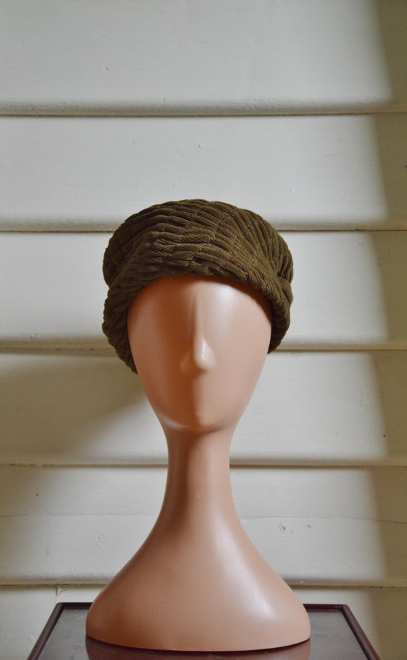 1960's vintage olive green pill box hat day hat