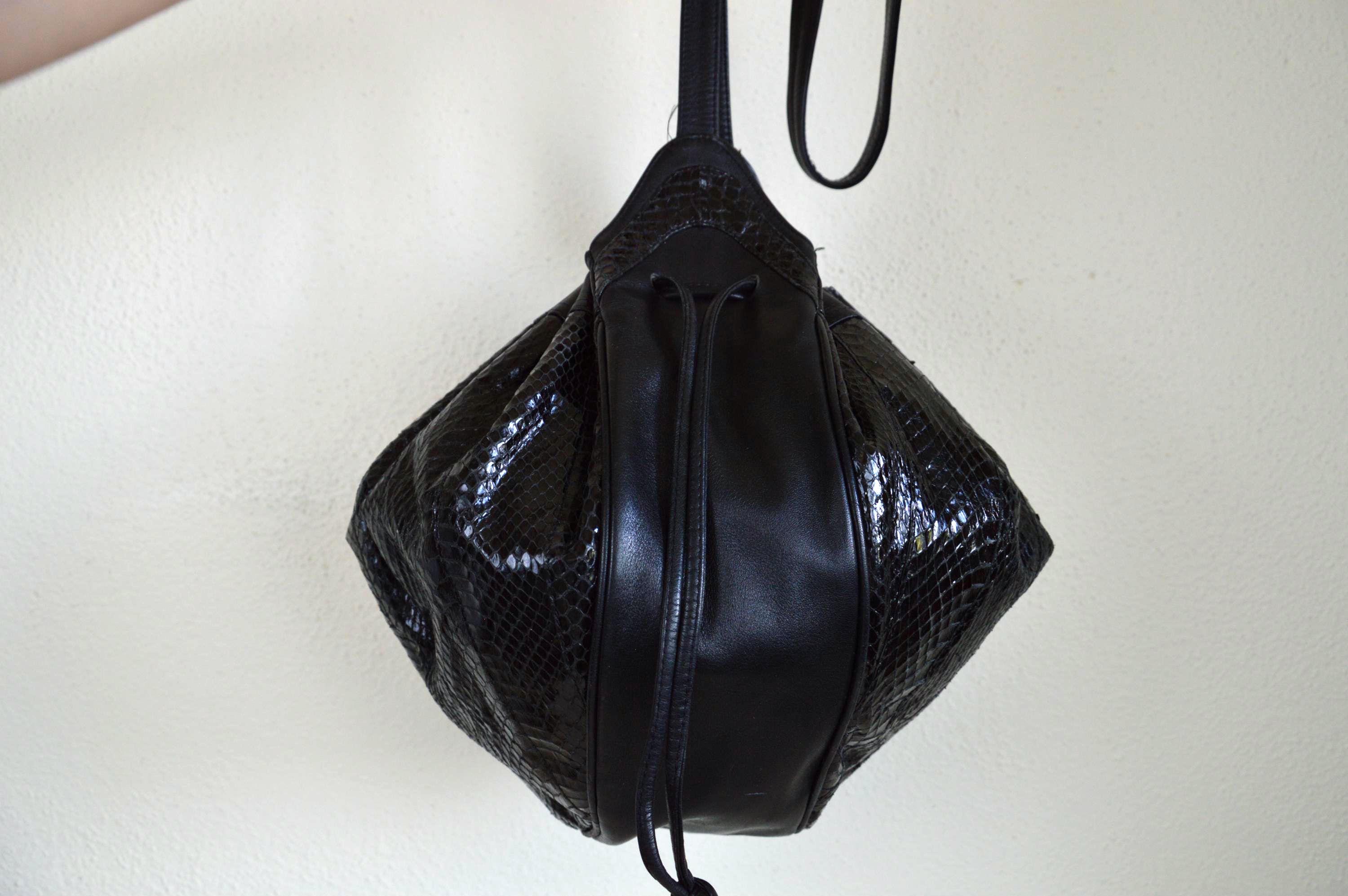 Vintage 1980's Black Leather Snakeskin Bag // Diamond Bucket Hobo