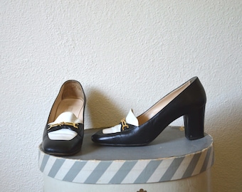 Vintage 1980's 90s loafers court shoes // Black white minimalist square toe horse bit buckle heeled chunky loafers // 38.5 8