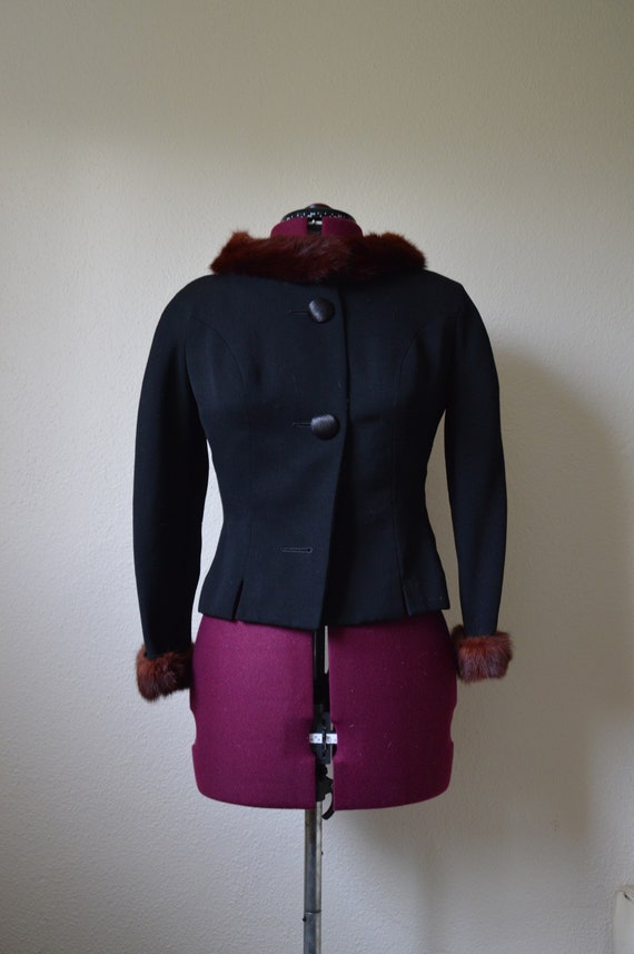 Vintage 1950's black wool jacket brown fox fur co… - image 3