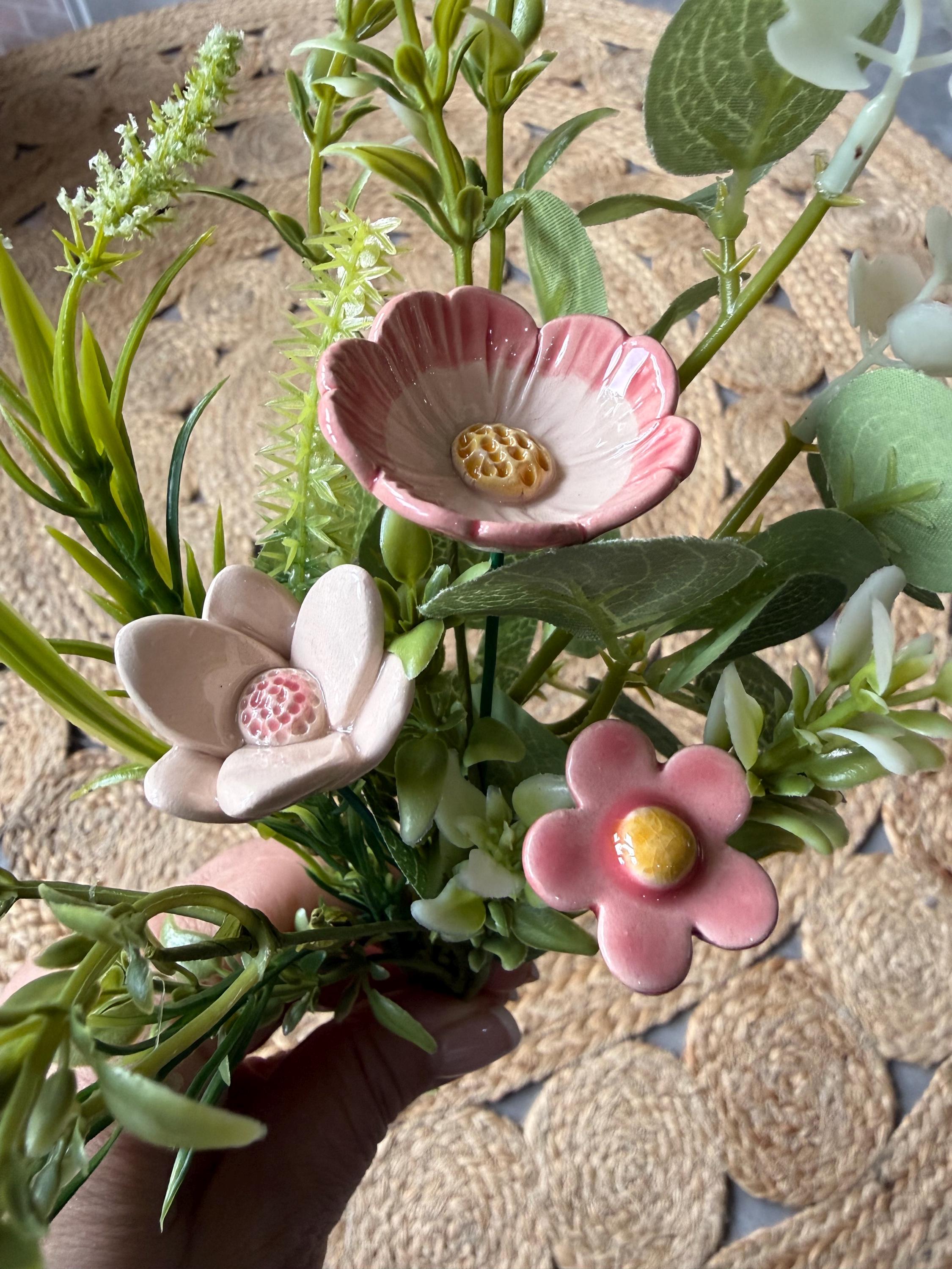 Handmade ceramic flowers used IMG_7924.jpg?v=1749712353 main image 2