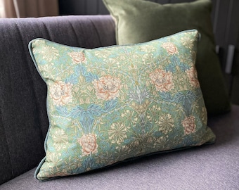 Honeysuckle Seaspray Mini print William Morris 13" x 18" Rectangle Cushion