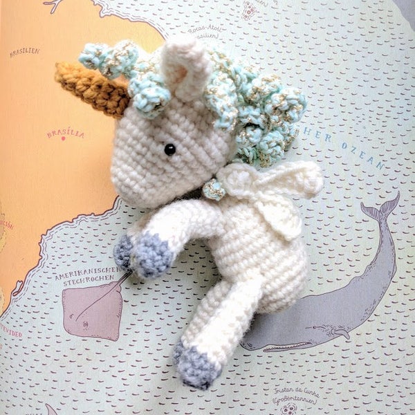 Monokë The Unicorn Amigurumi pattern, Häkelanleitung Baby Unicorn Einhorn