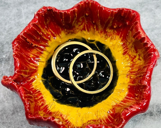 Poppy Pottery Flower Jewellery Rings Bowl, Handmade Poppies Floral Ring Dish, Ceramic Flowers Ornament, Home Decor, Home Interiors, Ceramics
