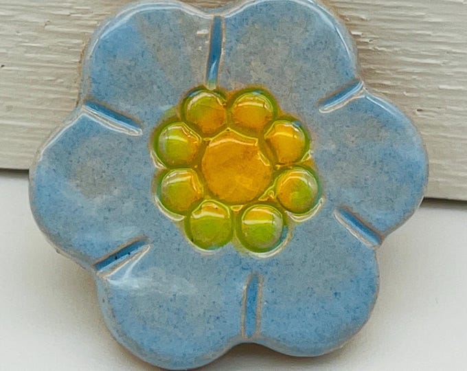 Handmade Forget-Me-Not Pottery Brooch: Sussex Clay Flower Gift