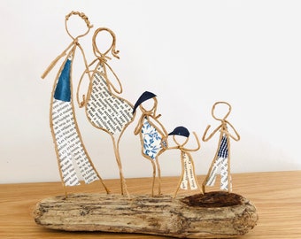 Sculpture en ficelle et papier création originale souvenir vacances enfants mer été mouette figurines en fil de kraft armé sur bois flotté